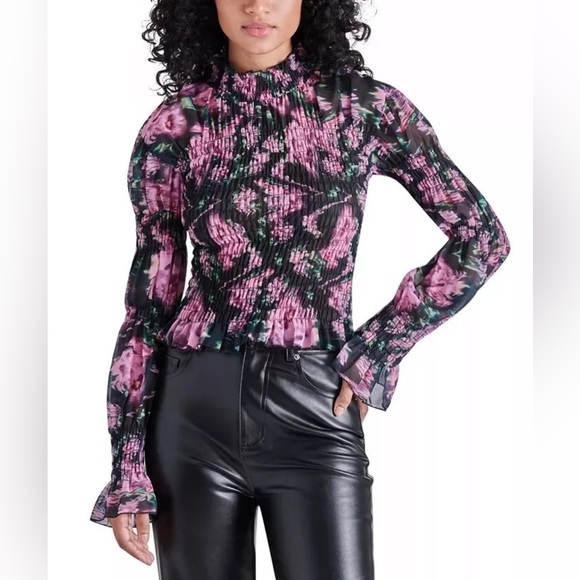Steve Madden Tops - NEW Steve Madden Womens Presley Smocked Long Sleeve Top Blouse Rose $69